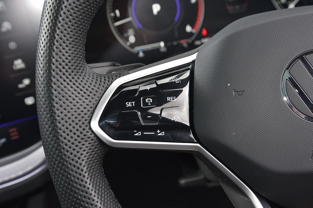 2022 Volkswagen Touareg 210TDI R-Line CR