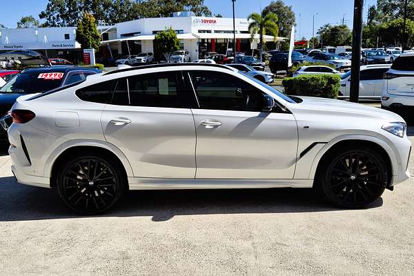 2019 BMW X6 M50i G06