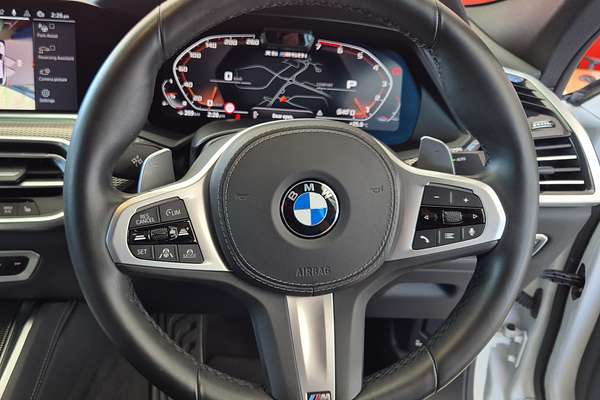 2019 BMW X6 M50i G06