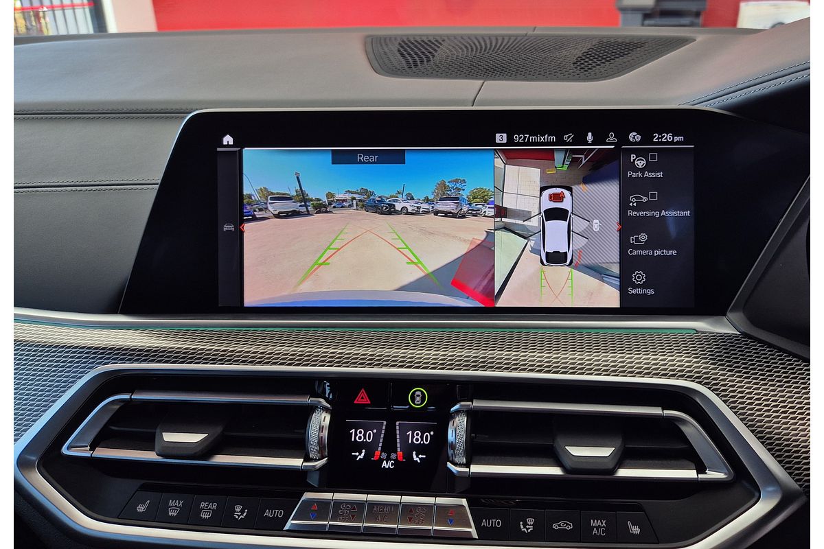 2019 BMW X6 M50i G06