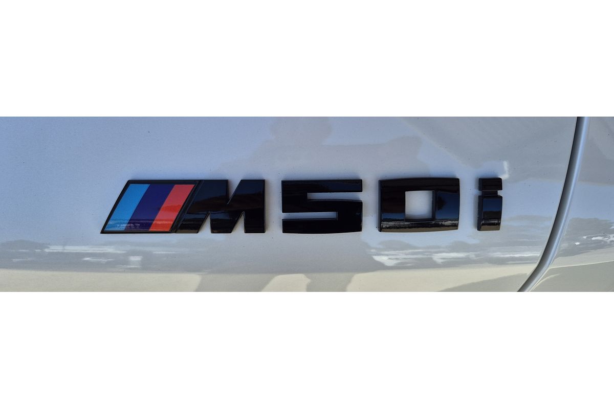 2019 BMW X6 M50i G06