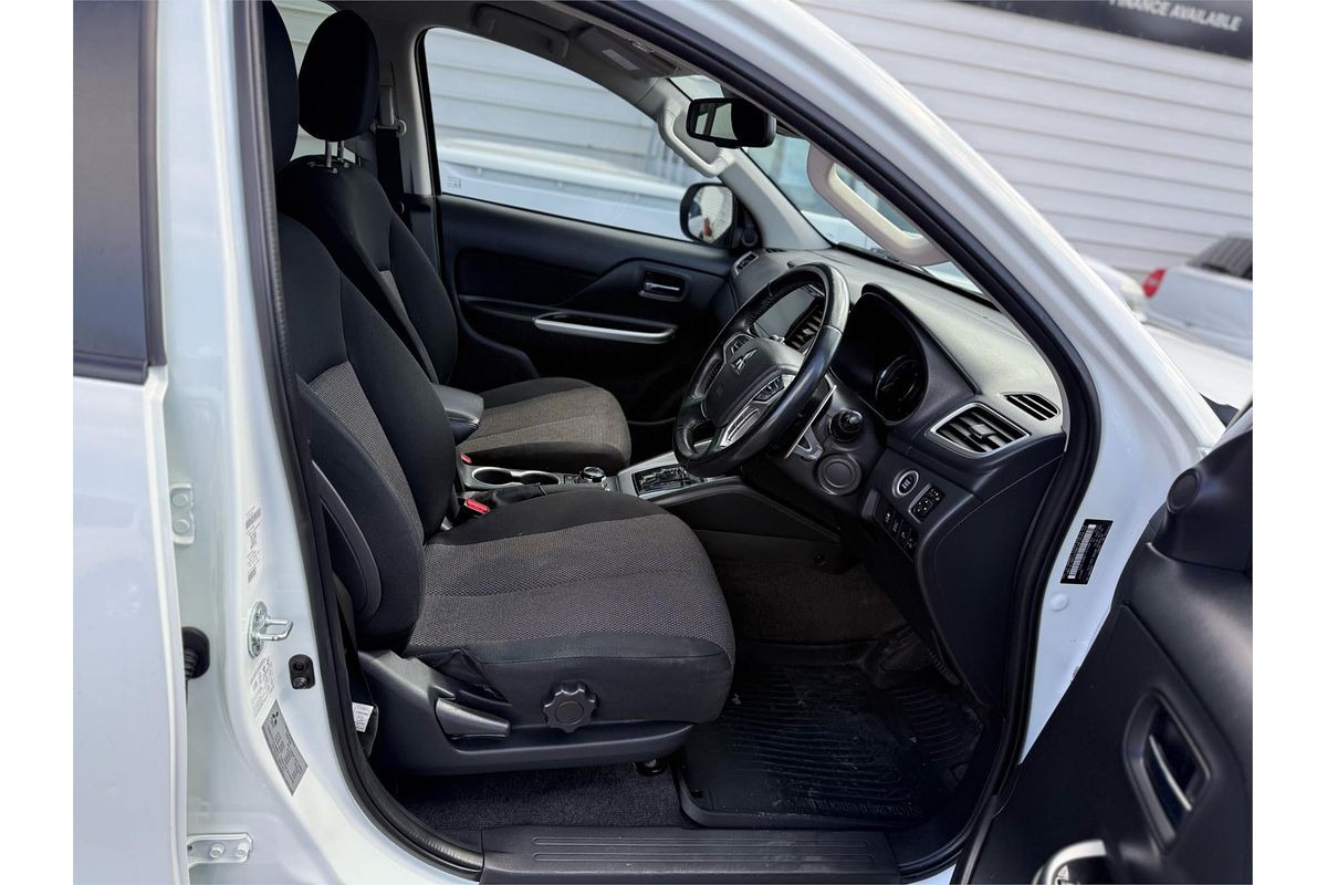 2021 Mitsubishi Triton GLS MR 4X4