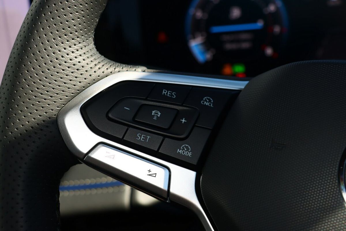 2025 Volkswagen Tiguan 195TSI R-Line CT