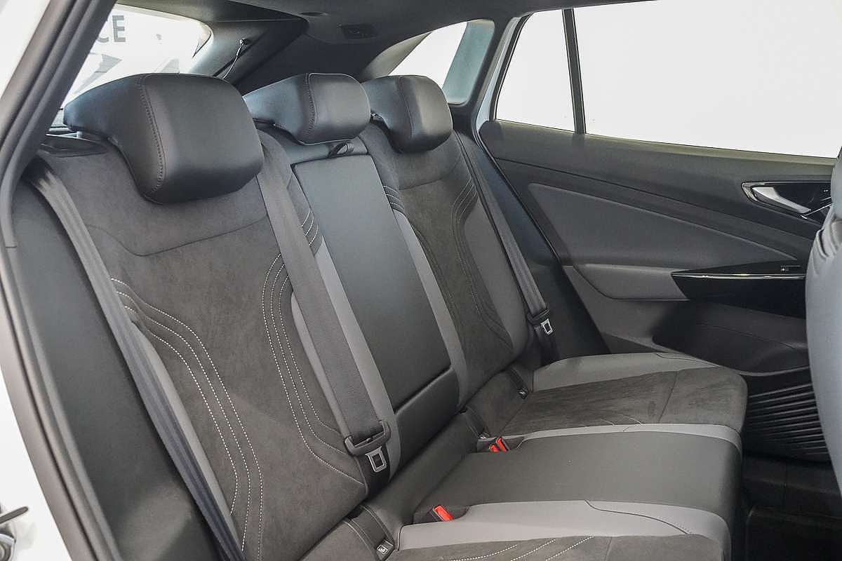 2025 Volkswagen ID.4 Pro E2