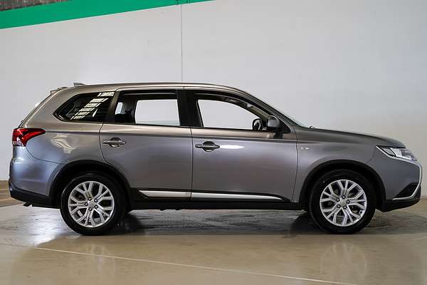 2021 Mitsubishi Outlander ES ZL