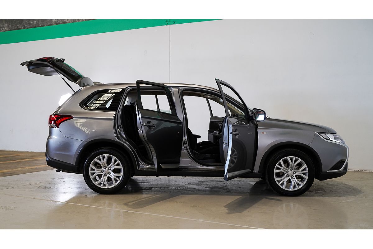 2021 Mitsubishi Outlander ES ZL