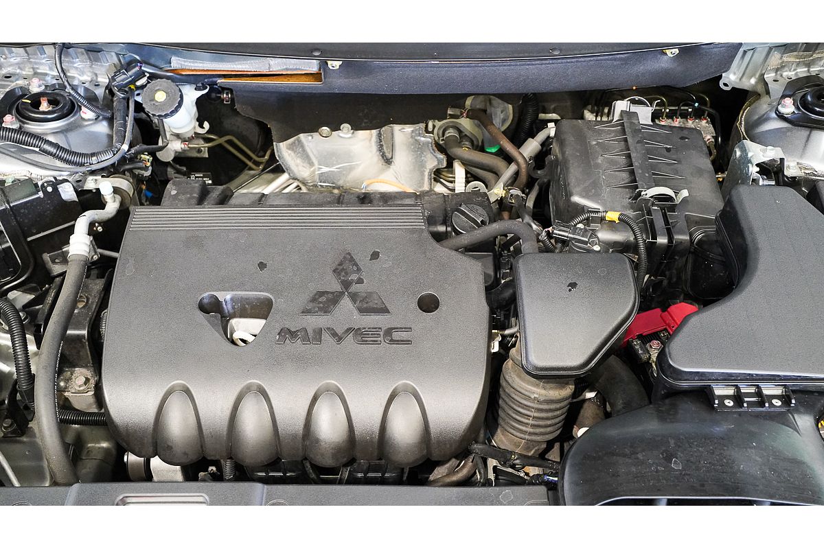 2021 Mitsubishi Outlander ES ZL