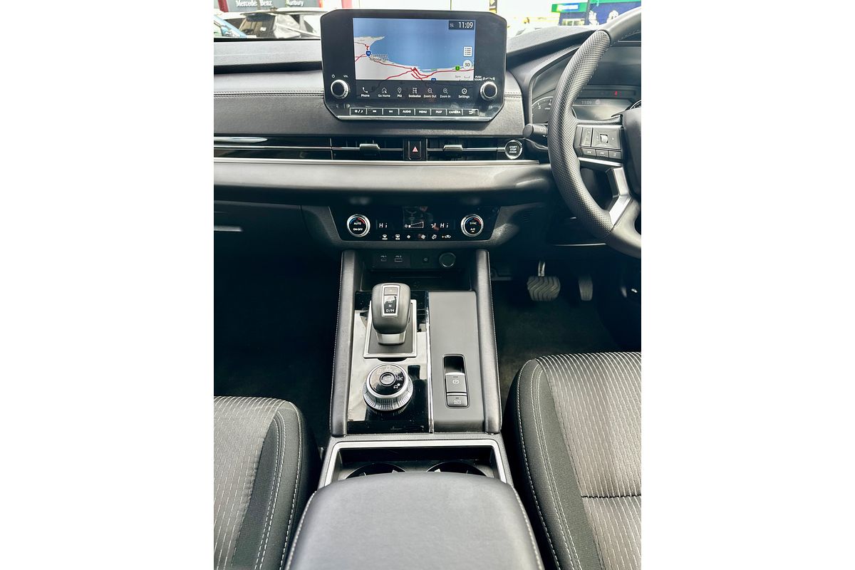 2024 Mitsubishi Outlander LS ZM