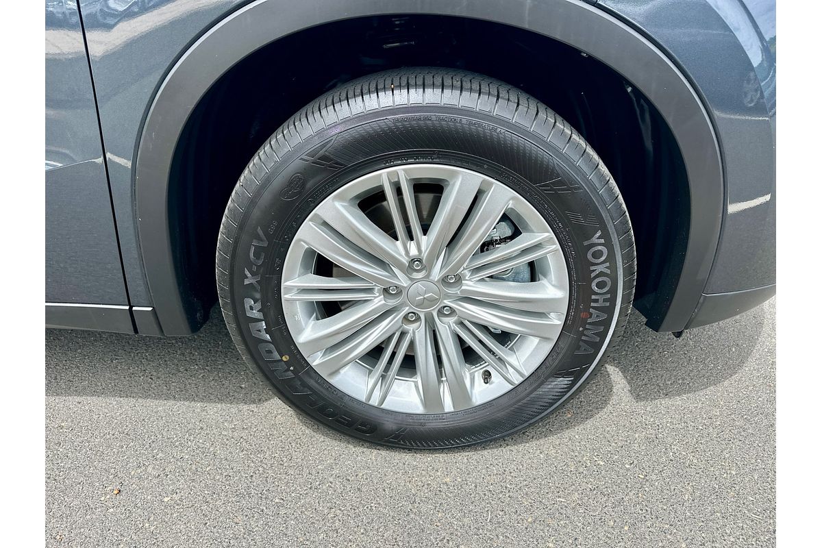 2024 Mitsubishi Outlander LS ZM