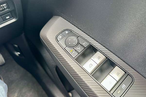 2024 Mitsubishi Outlander LS ZM