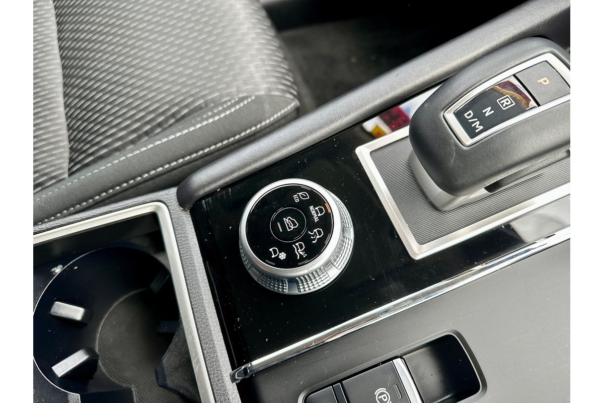 2024 Mitsubishi Outlander LS ZM