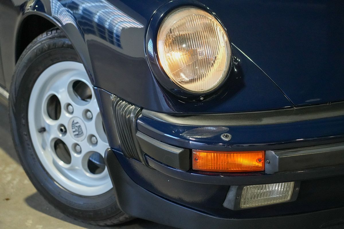 1985 Porsche 911 Carrera