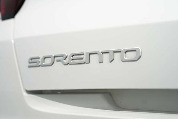 2022 Kia Sorento S MQ4