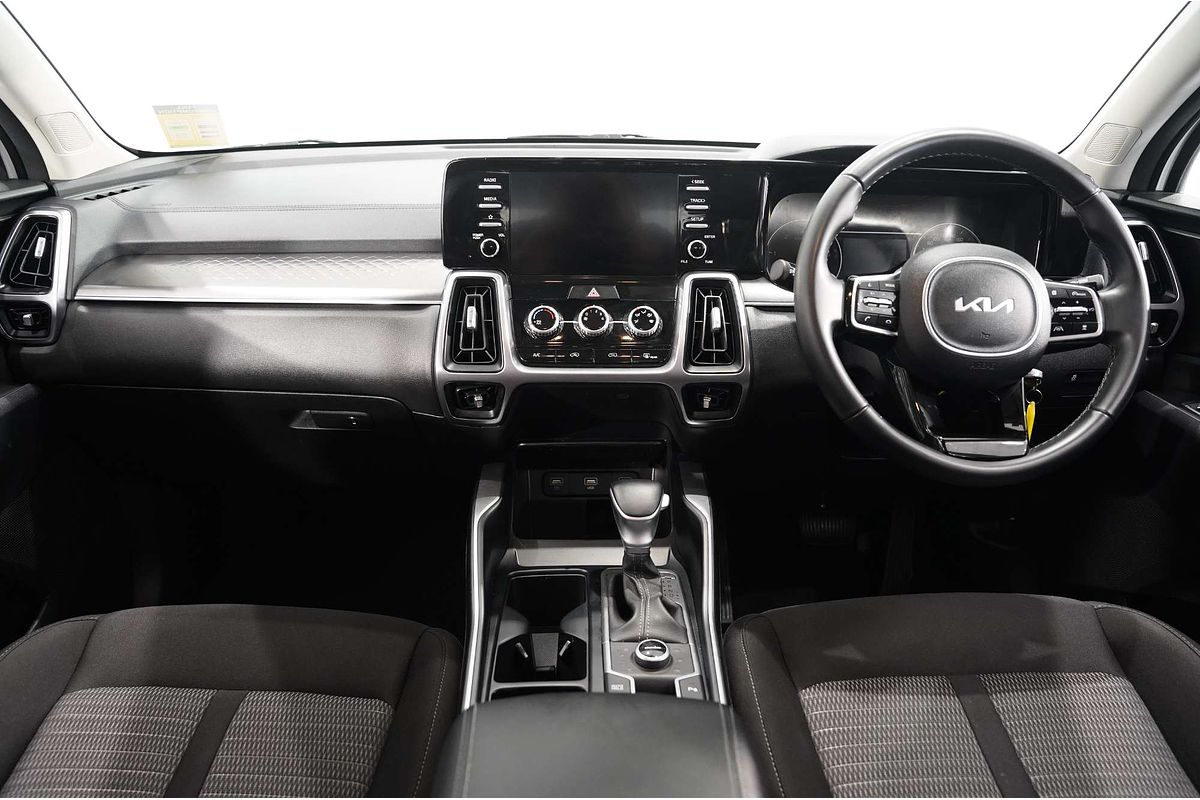 2022 Kia Sorento S MQ4