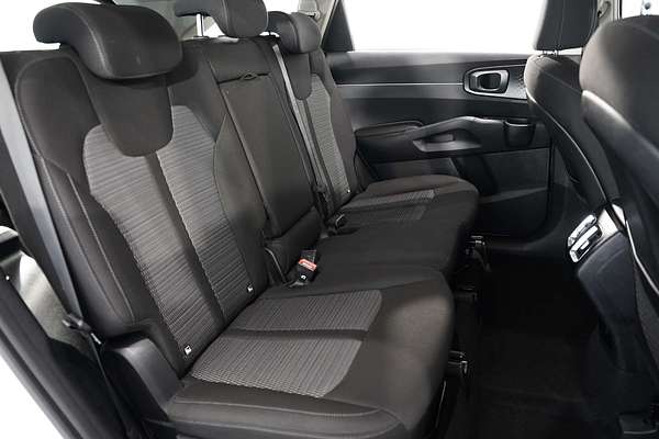 2022 Kia Sorento S MQ4