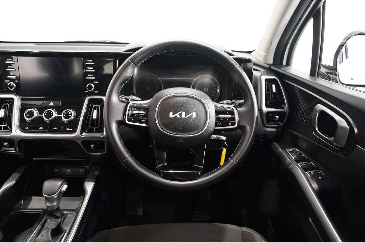 2022 Kia Sorento S MQ4