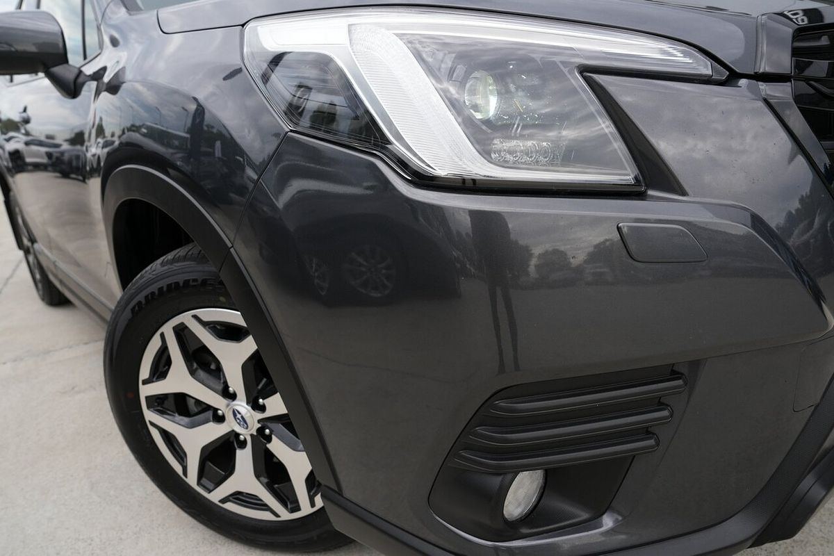 2023 Subaru Forester 2.5i 50 Years Edition S5
