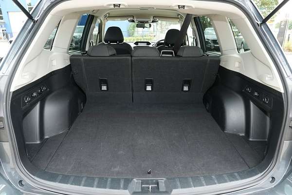 2023 Subaru Forester 2.5i 50 Years Edition S5