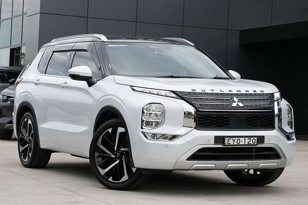 2023 Mitsubishi Outlander Exceed Tourer ZM