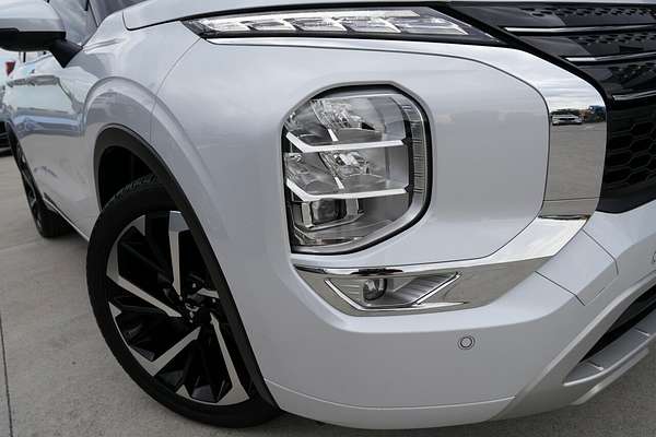 2023 Mitsubishi Outlander Exceed Tourer ZM