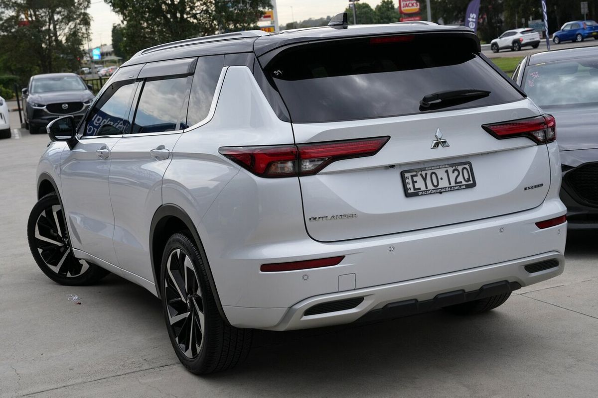 2023 Mitsubishi Outlander Exceed Tourer ZM