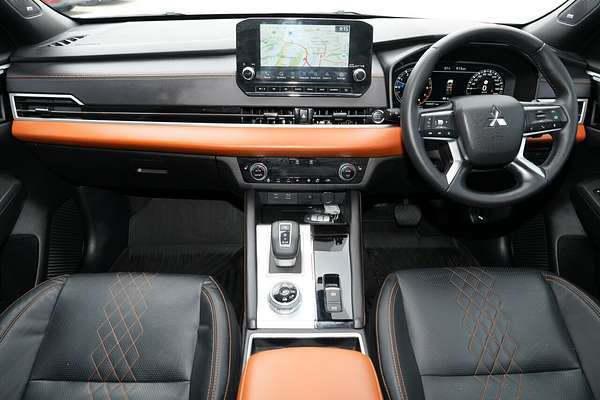 2023 Mitsubishi Outlander Exceed Tourer ZM