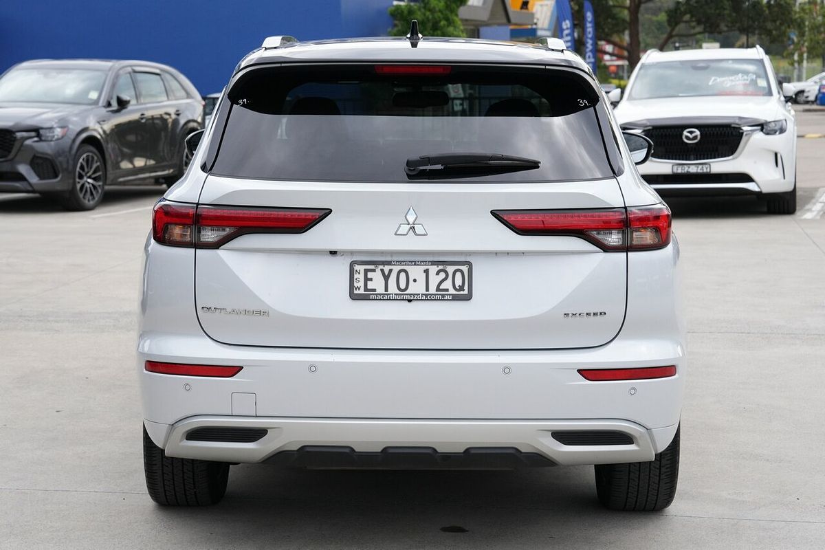 2023 Mitsubishi Outlander Exceed Tourer ZM