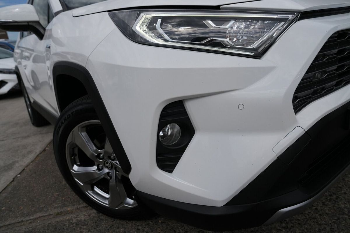 2020 Toyota RAV4 GXL AXAH52R