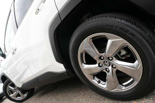 2020 Toyota RAV4 GXL AXAH52R