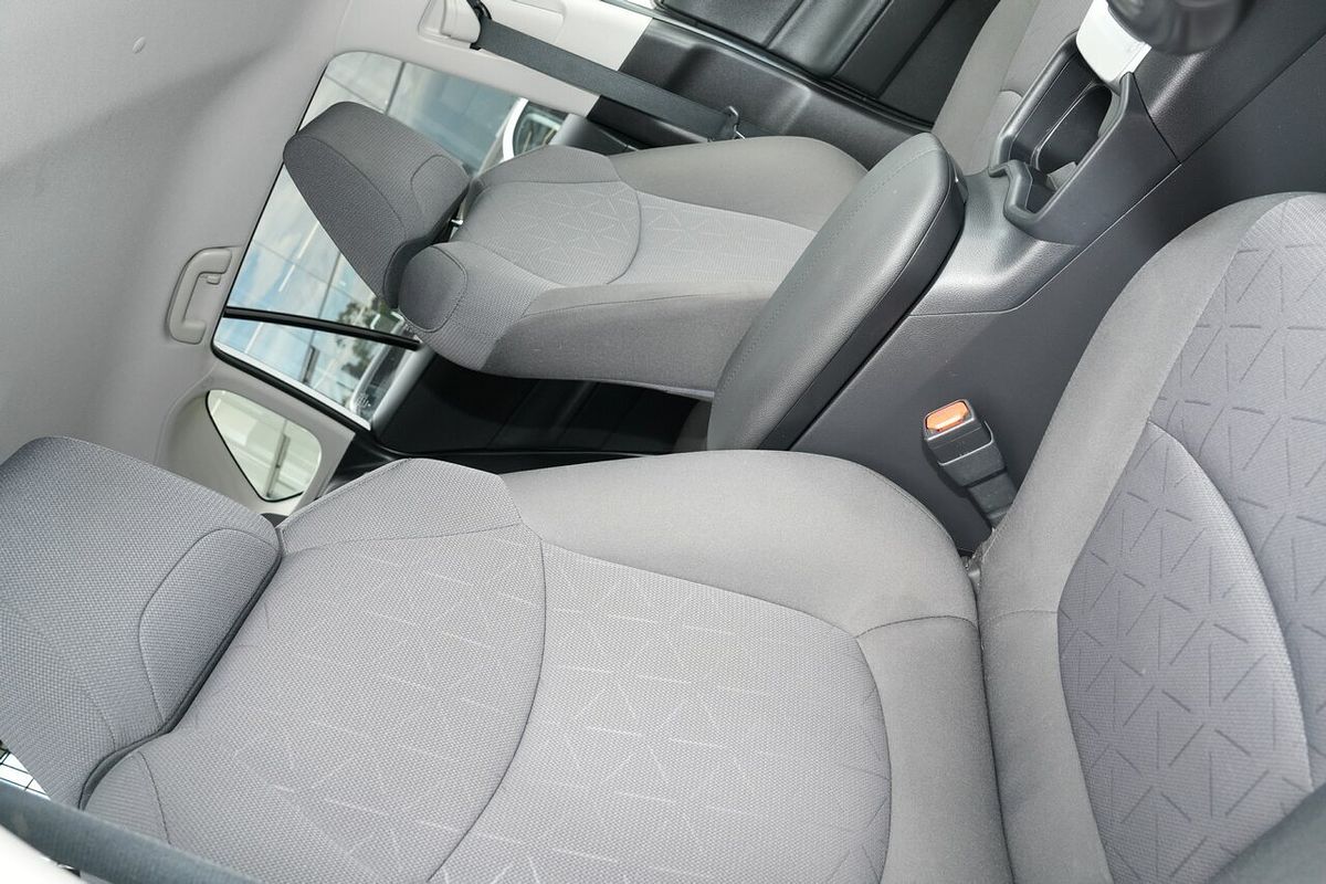 2020 Toyota RAV4 GXL AXAH52R