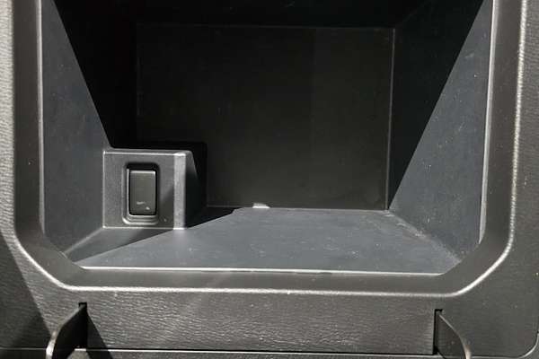 2020 Nissan Patrol Ti Y62 Series 5