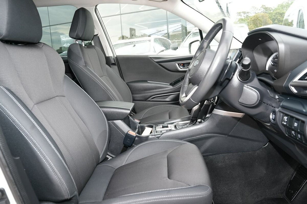 2023 Subaru Forester 2.5i 50 Years Edition S5