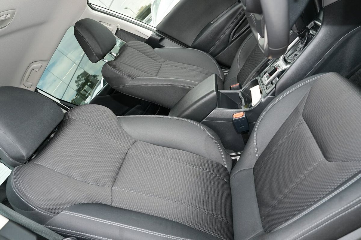 2023 Subaru Forester 2.5i 50 Years Edition S5