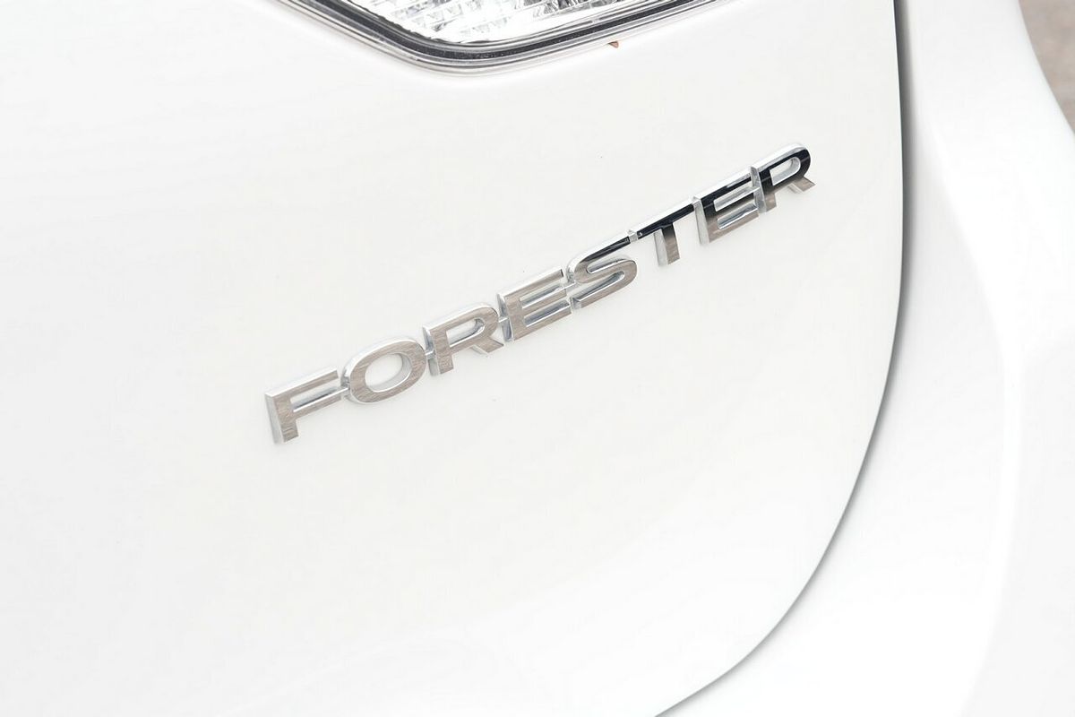 2023 Subaru Forester 2.5i 50 Years Edition S5
