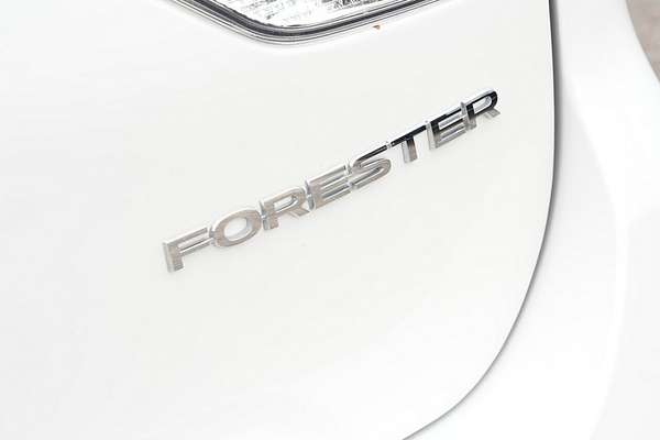 2023 Subaru Forester 2.5i 50 Years Edition S5