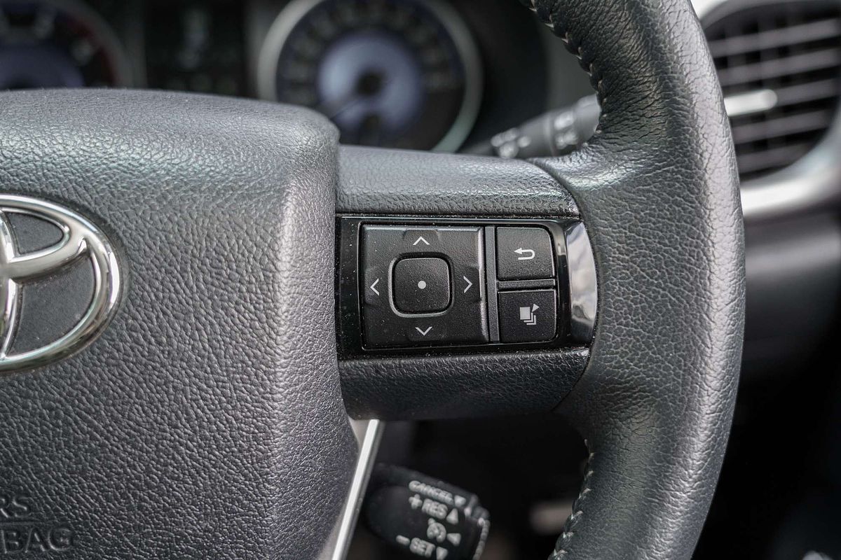 2017 Toyota Hilux SR5 GUN126R 4X4