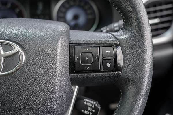 2017 Toyota Hilux SR5 GUN126R 4X4