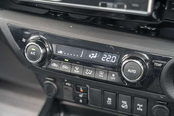 2017 Toyota Hilux SR5 GUN126R 4X4