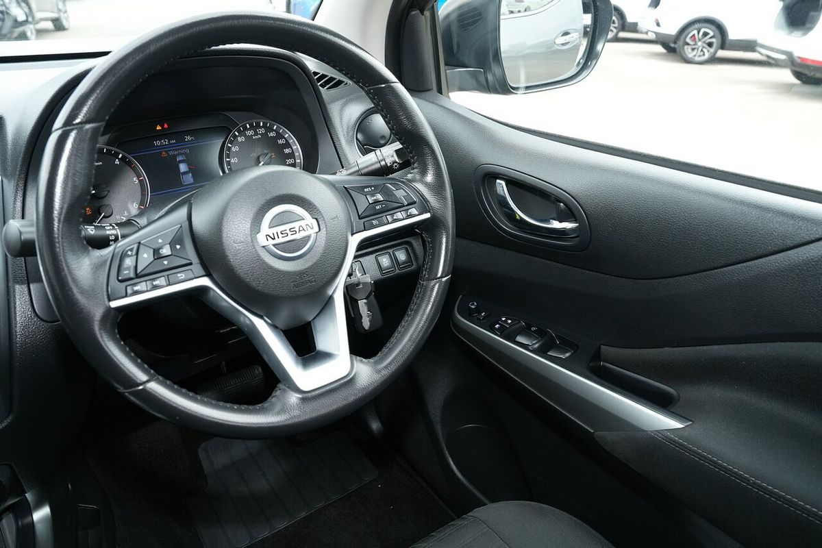 2021 Nissan Navara ST D23 4X4
