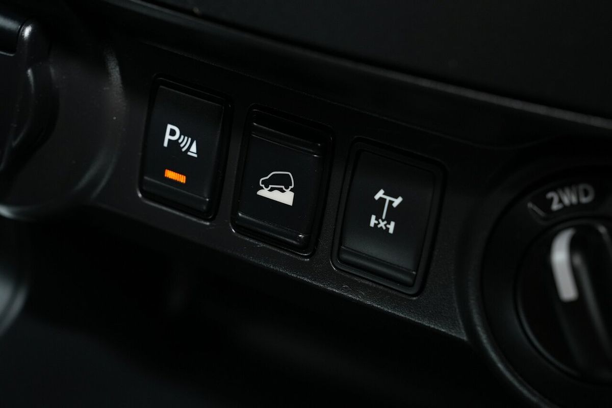 2021 Nissan Navara ST D23 4X4
