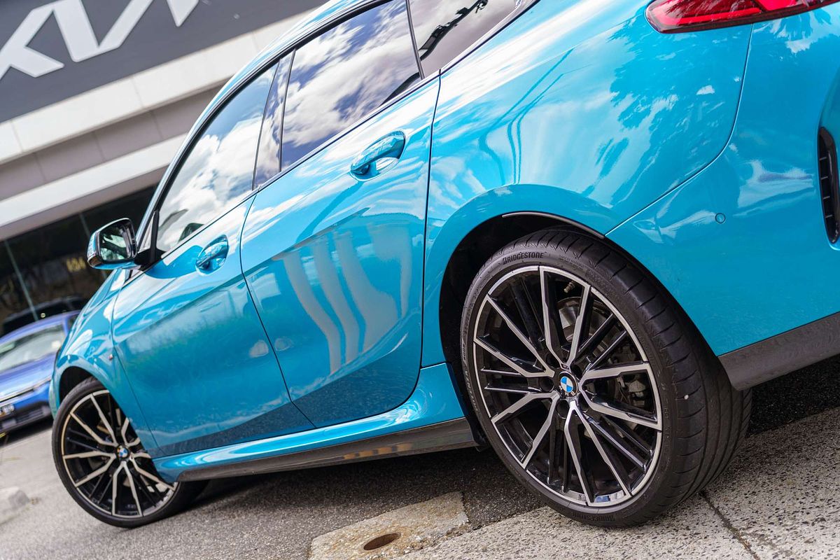 2022 BMW 2 Series 220i M Sport F44