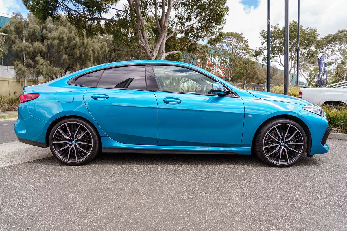 2022 BMW 2 Series 220i M Sport F44