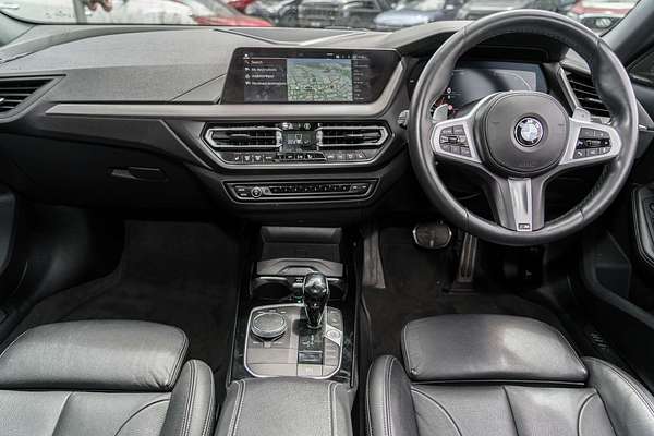2022 BMW 2 Series 220i M Sport F44