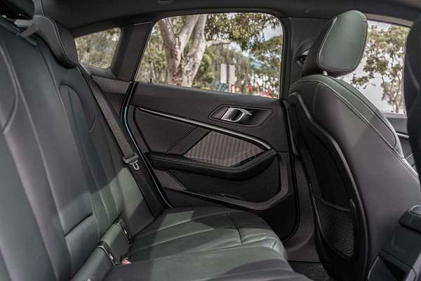 2022 BMW 2 Series 220i M Sport F44