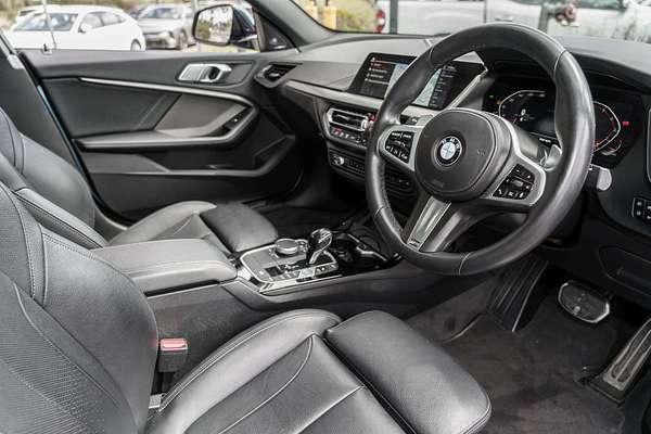 2022 BMW 2 Series 220i M Sport F44