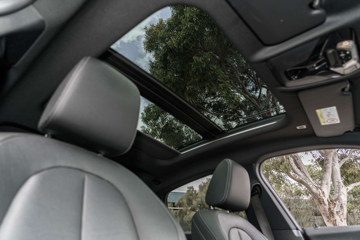 2022 BMW 2 Series 220i M Sport F44