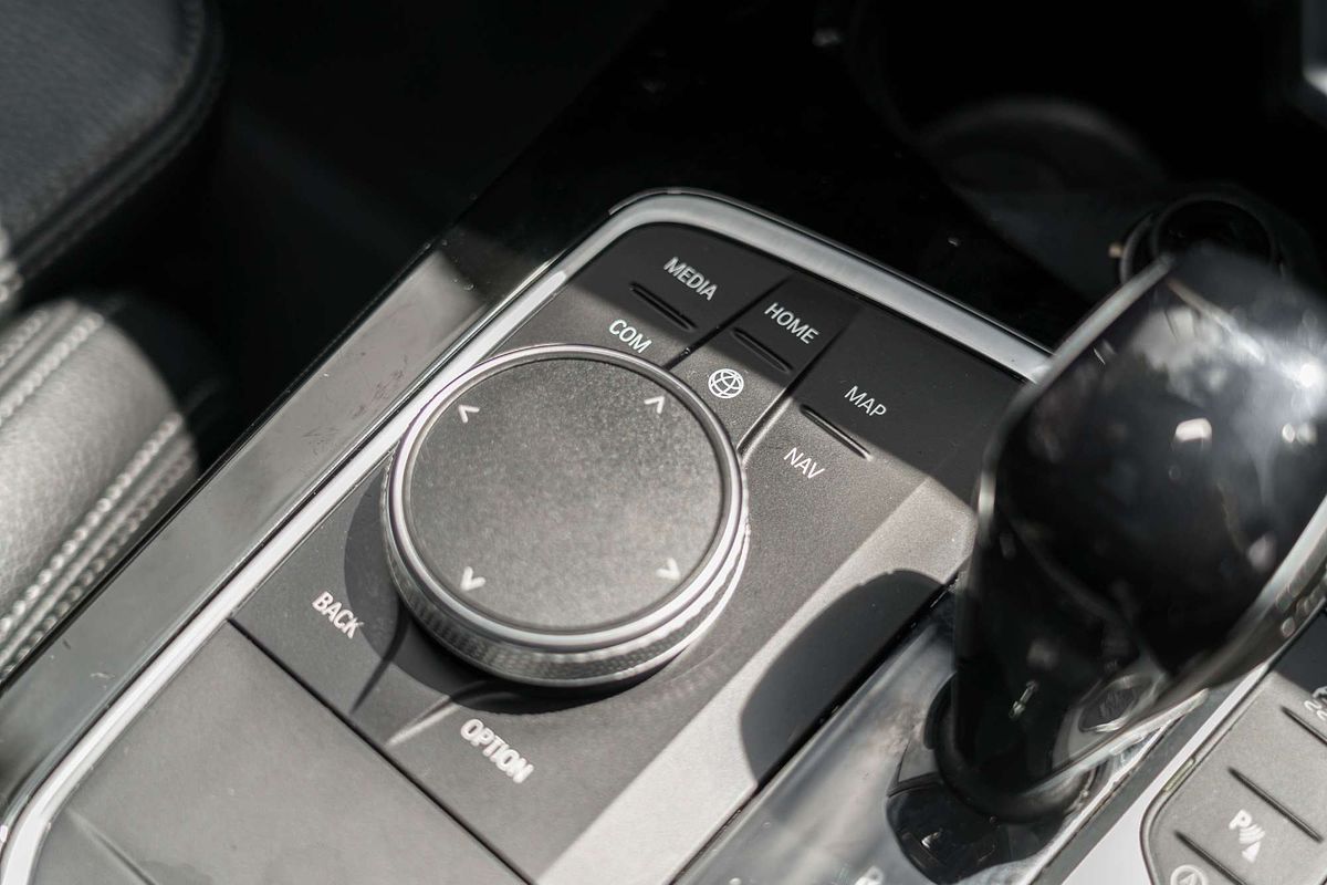 2022 BMW 2 Series 220i M Sport F44