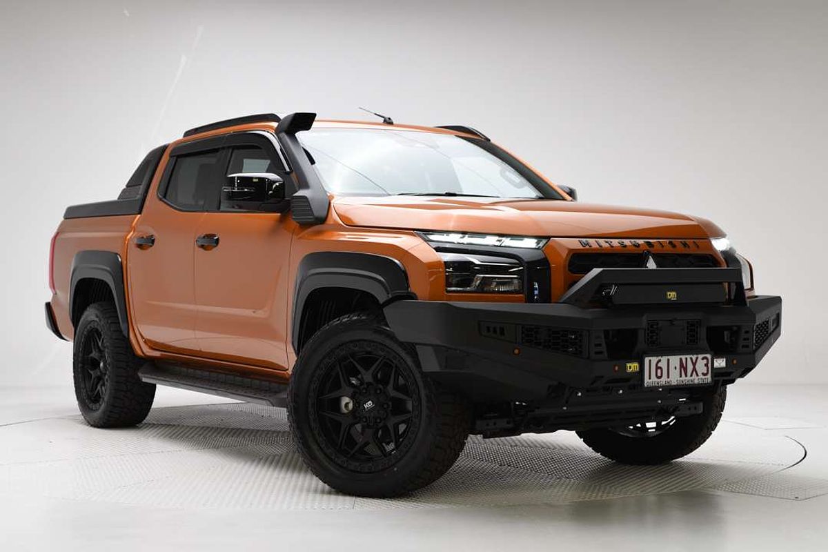 2025 Mitsubishi Triton GSR MV 4X4