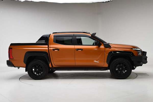 2025 Mitsubishi Triton GSR MV 4X4