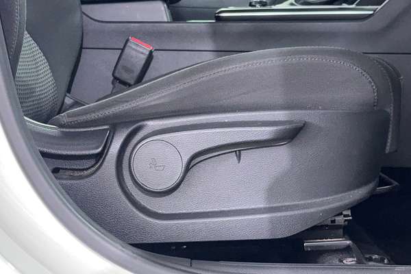 2022 Kia Sportage S NQ5